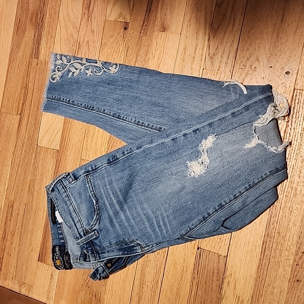 Lucky Brand Ladies Charlie Skinny